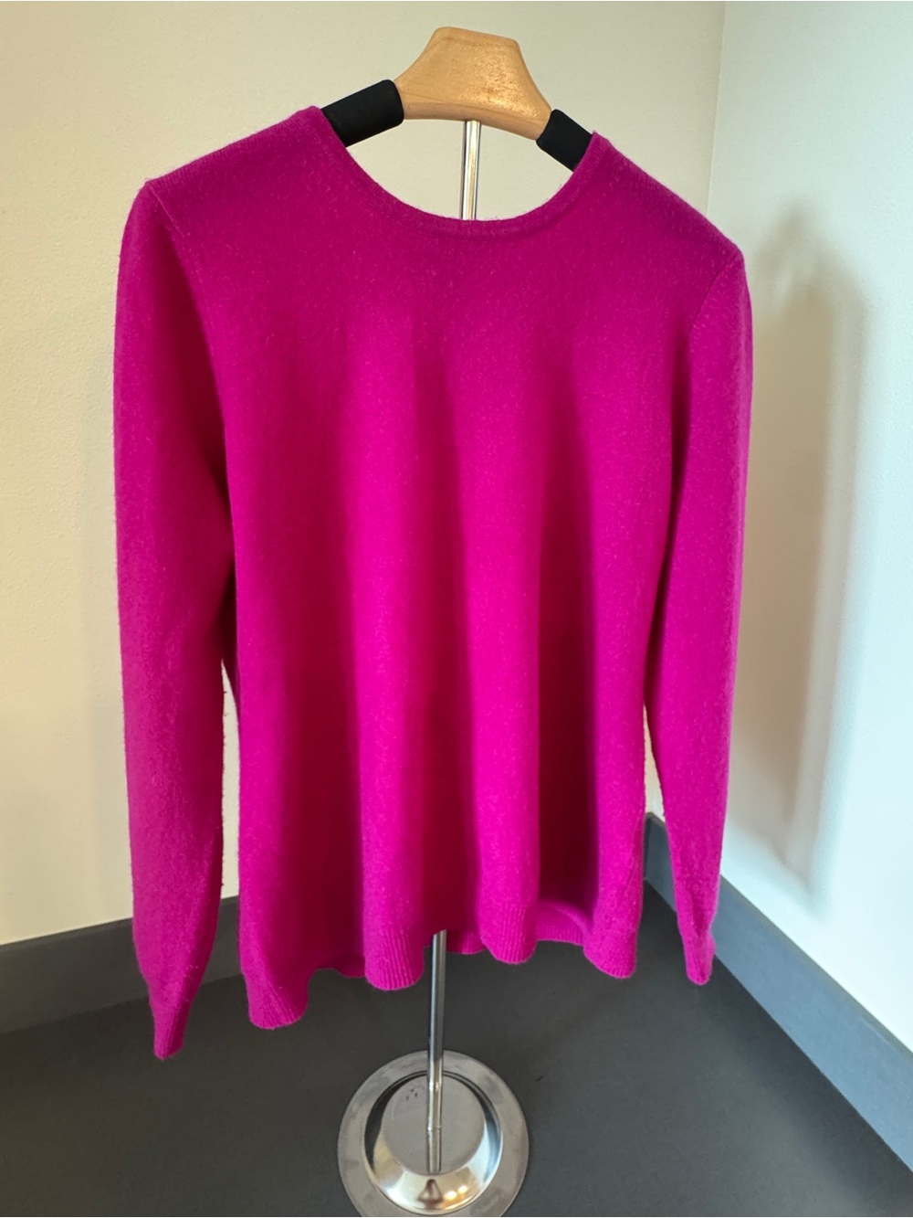 Charter Club Luxury 100% Cashmere Sweater Fuchsia Pink Orange Trim Crew Neck L